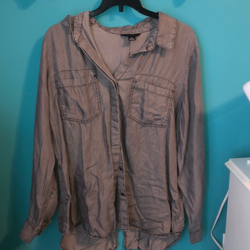 Gray buttonhole women’s shirt